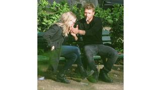 Amanda Seyfried & Ryan Phillippe Light Up In The City Of Lights